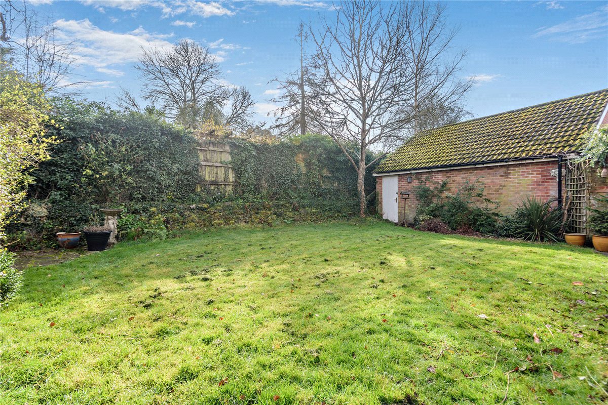 4 bedroom House, Broadlayings, Woolton Hill, RG20 - Sold, Image 21