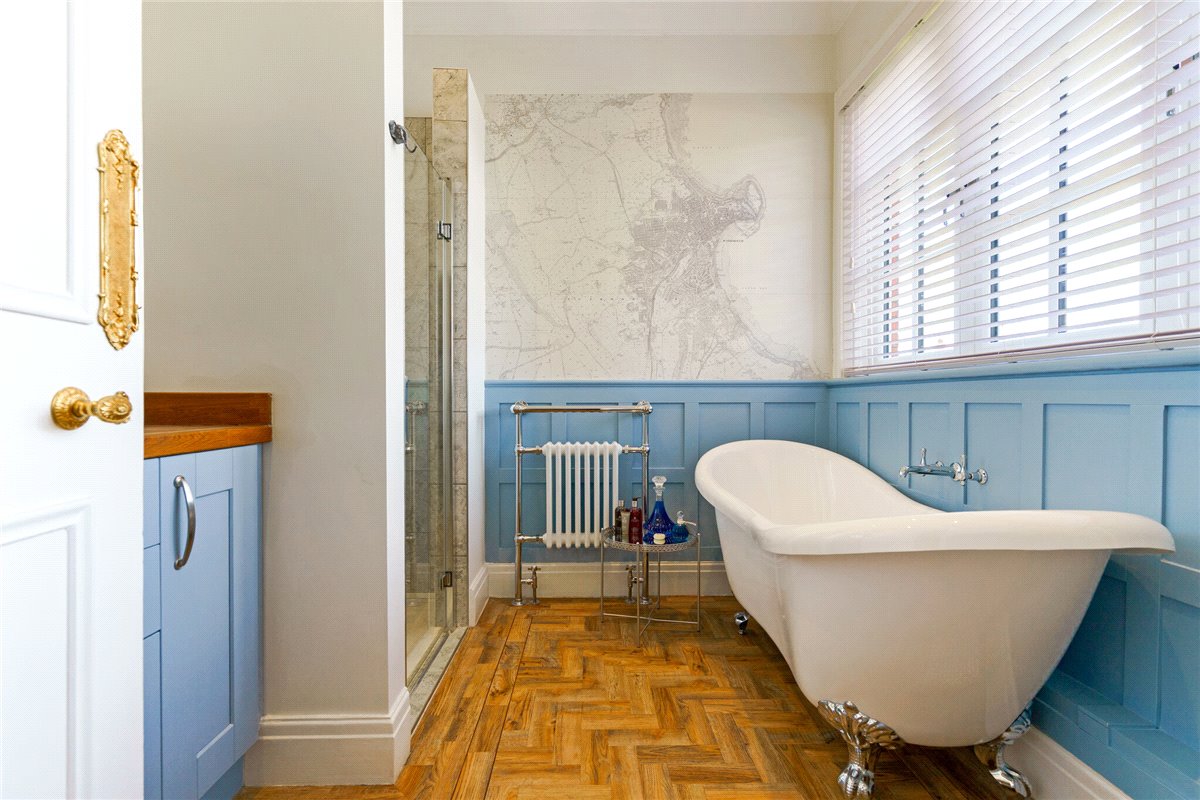 2 bedroom Flat, Holbeck Hill, Scarborough, YO11 - Available, Image 11