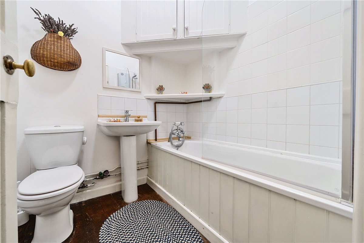 1 bedroom Flat, Abbey House, Abbey Green, BA1 - Sold, Image 4