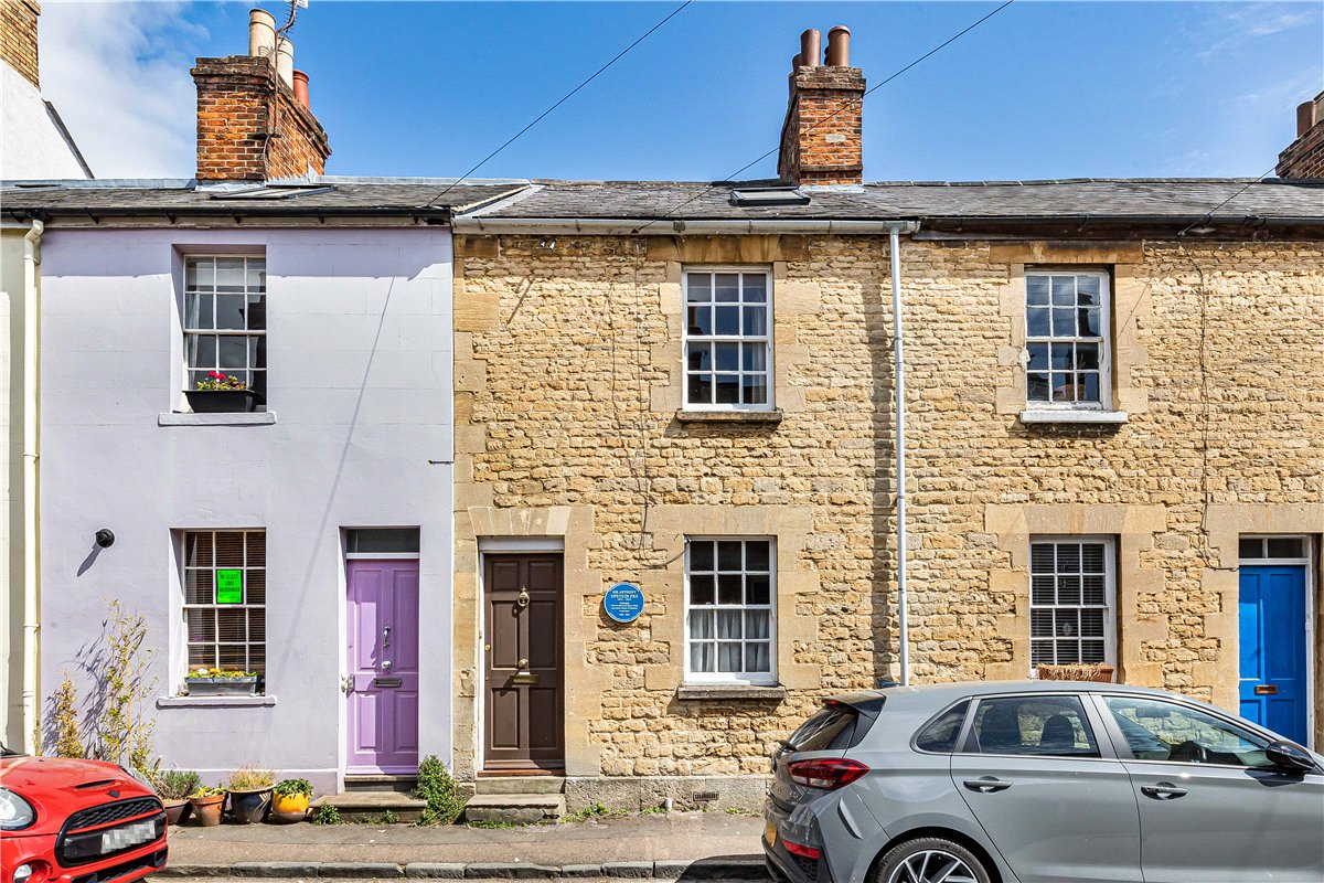3 bedroom House, West Street, Oxford, OX2 - Available