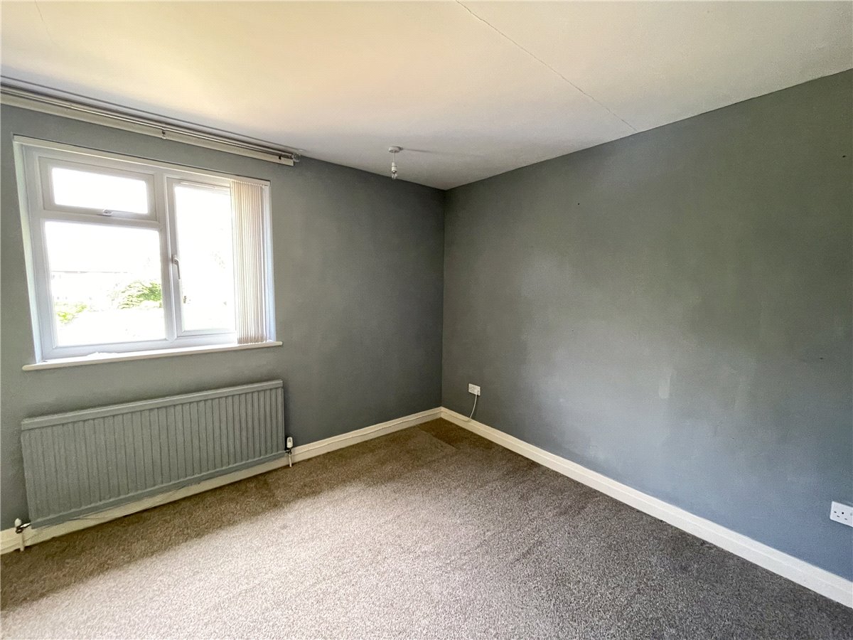 4 bedroom House, Queen Catherine Road, Steeple Claydon, MK18 - Available, Image 7