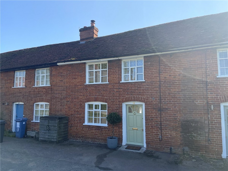 2 bedroom House, Westgate Street, Long Melford, CO10 - Let Agreed