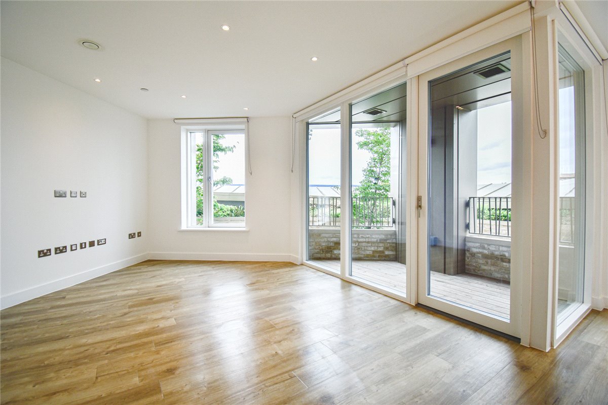 2 bedroom Flat, The Oak Building, Rudduck Way, CB3 - , Image 2