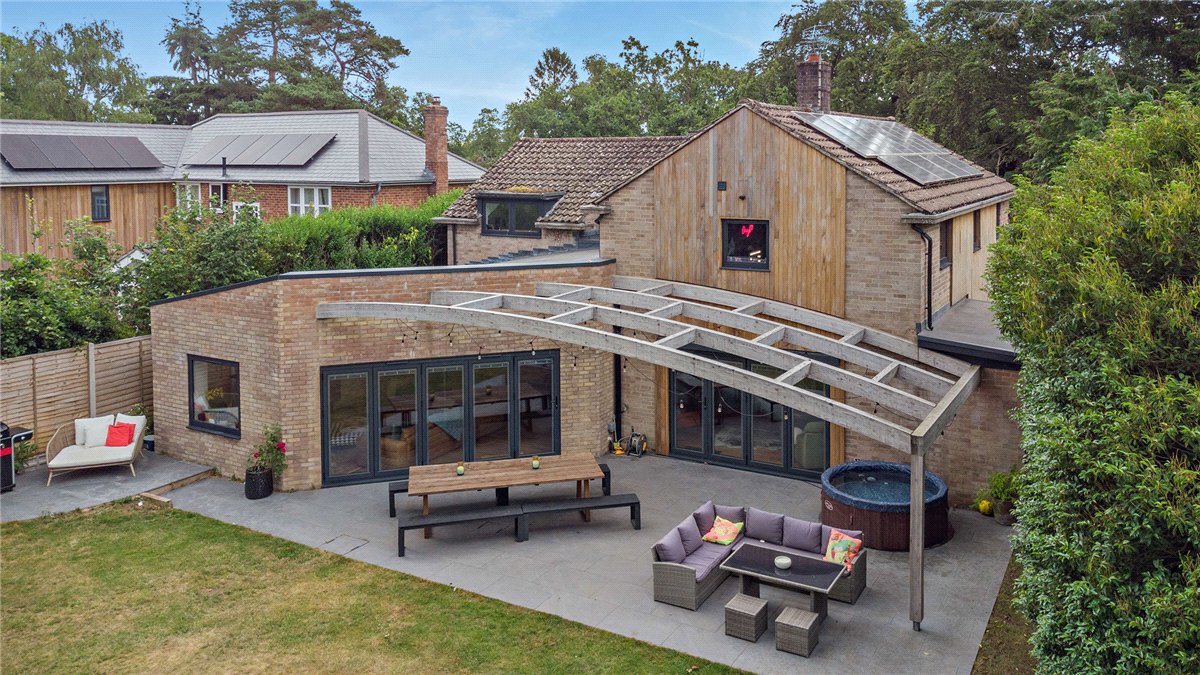 5 bedroom House, Kendrick Road, Newbury, RG14 - Available, Image 32