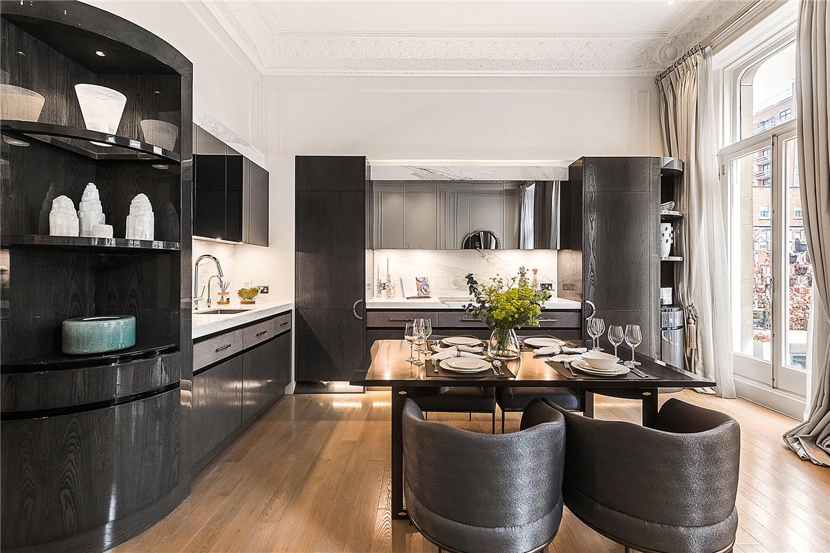2 bedroom Flat, Ennismore Gardens, Knightsbridge, SW7 - Available, Image 17