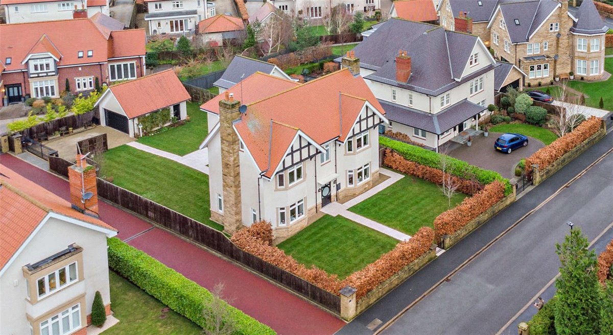 5 bedroom House, Sussex Avenue, Harrogate, HG1 - Available