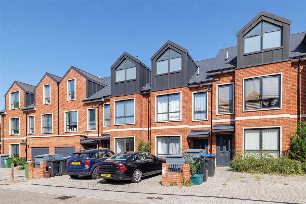 3 bedroom House, Harlow Gardens, Kingston upon Thames, KT1 - Let Agreed, Image 9