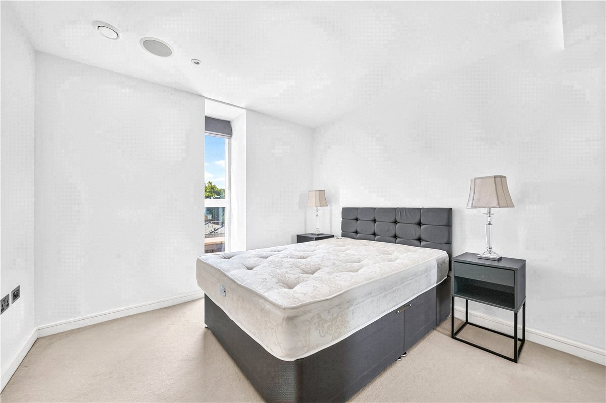 3 bedroom Flat, Gatliff Road, Pimlico, SW1W - Available, Image 14