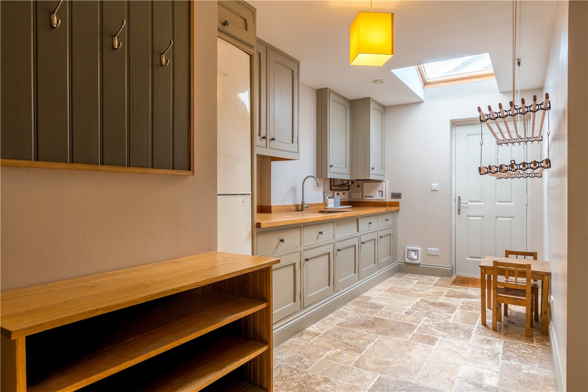 6 bedroom House, Top Lane, Copmanthorpe, YO23 - Available, Image 20