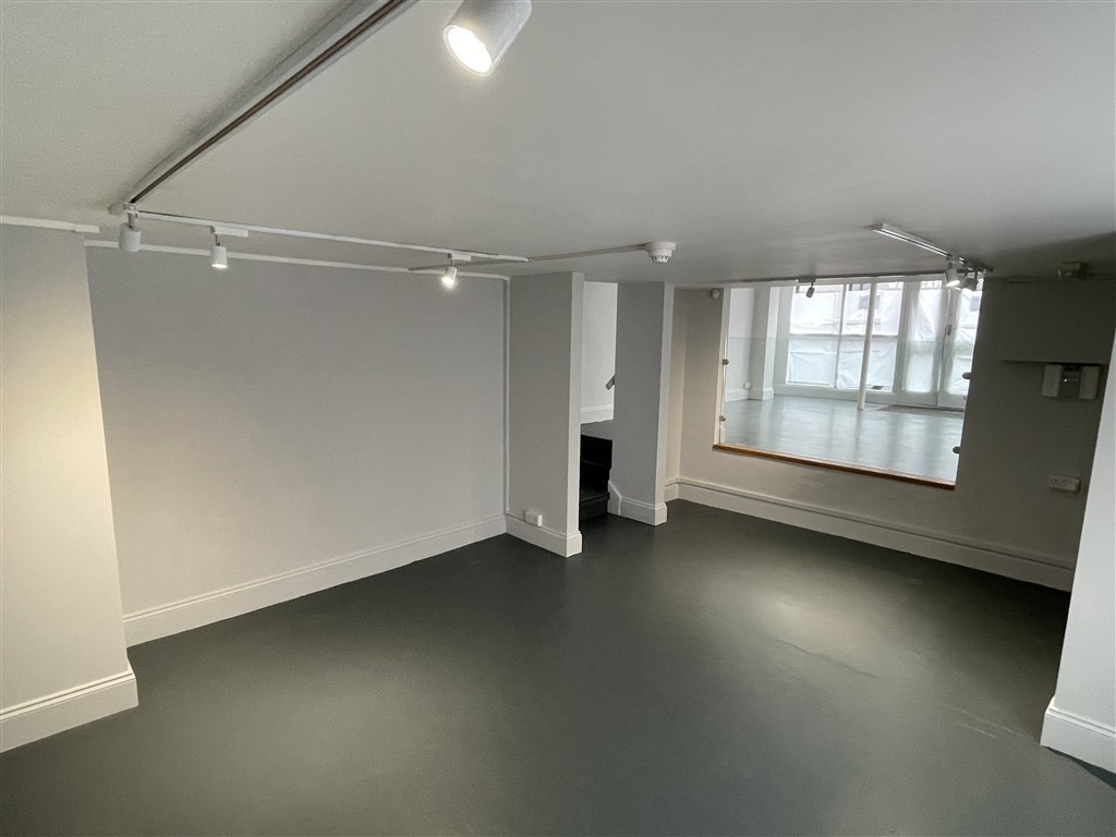 614 Sq Ft, 29 Walton Street, Oxford, OX2 - Under Offer, Image 1