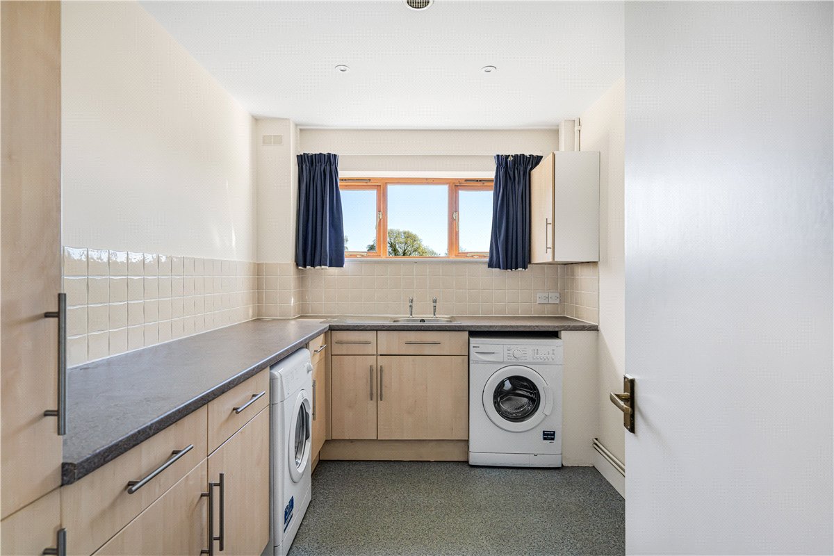3 bedroom House, Lower Farm, Denton, OX44 - Let Agreed, Image 2