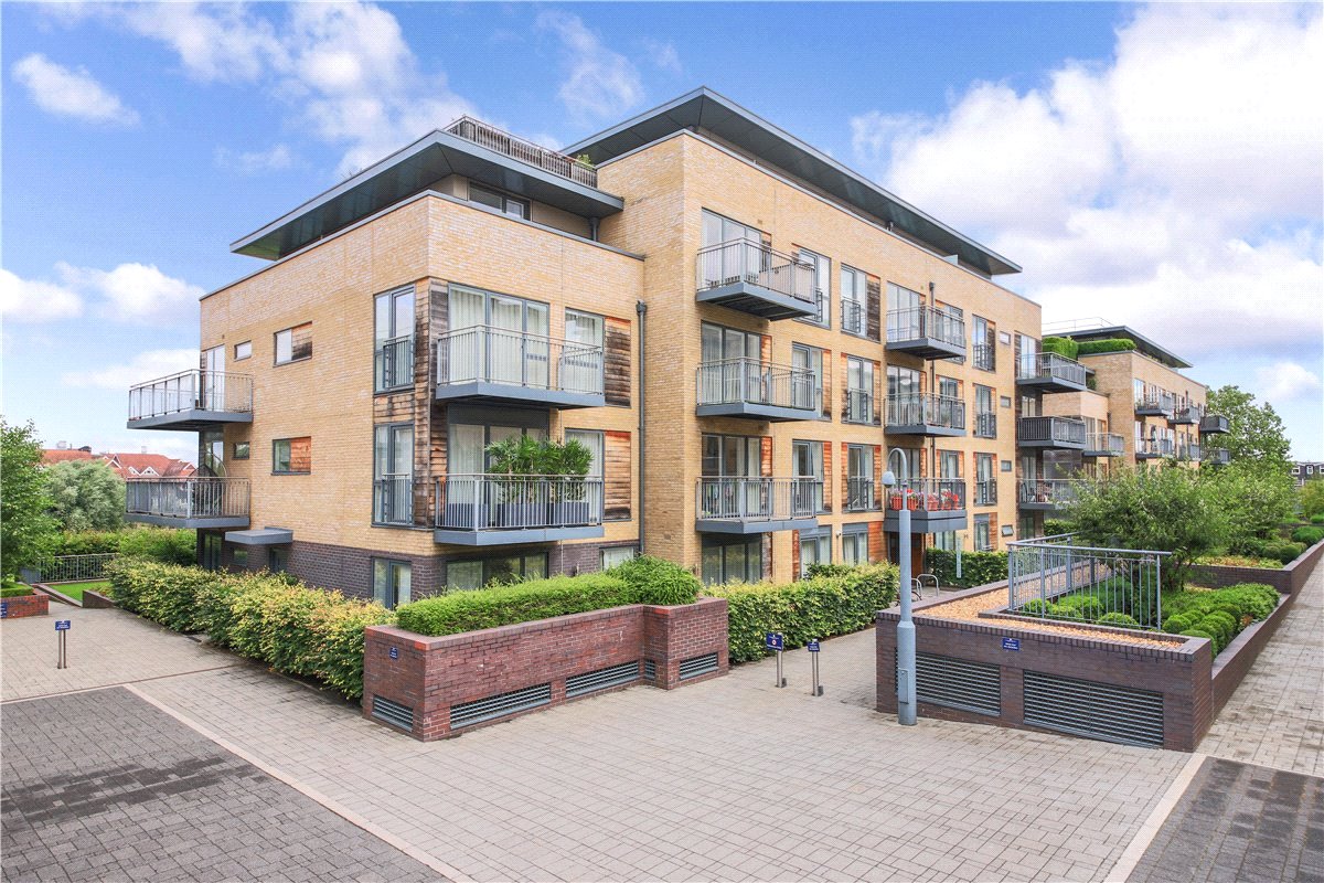 1 bedroom Flat, Marlowe House, Kingsley Walk, CB5 - Let Agreed