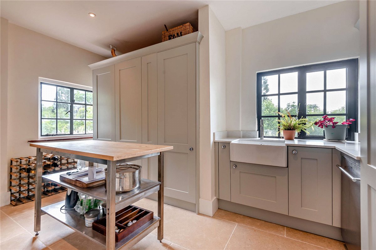 4 bedroom House, Bishops Green, Newbury, RG20 - Sold STC, Image 10