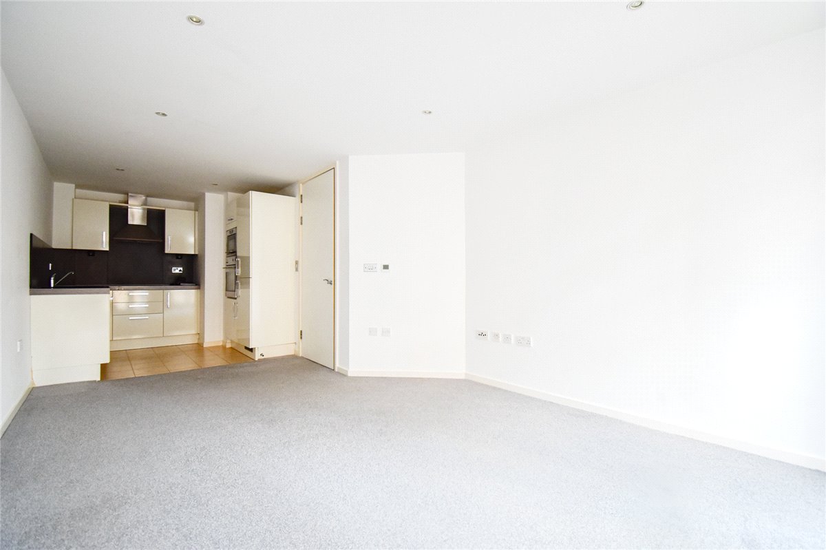 1 bedroom Flat, The Belvedere, Homerton Street, CB2 - , Image 2