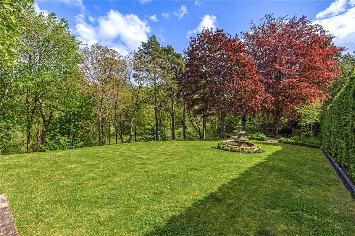 5 bedroom House, The Fairway, Devizes, SN10 - Available, Image 30