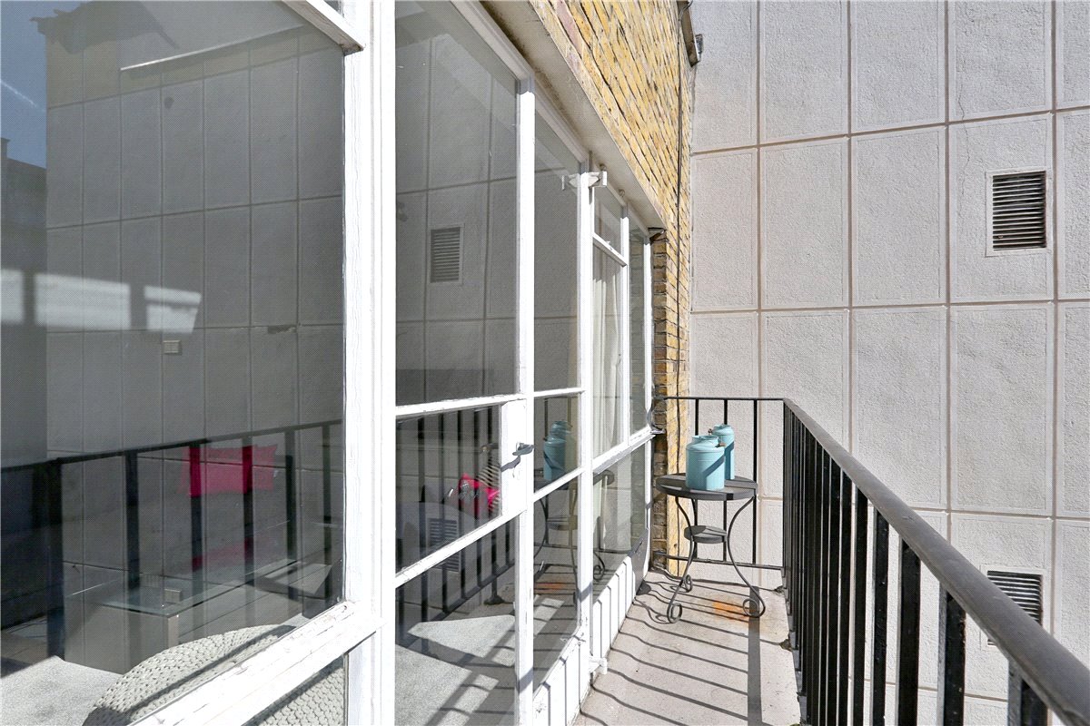 1 bedroom Flat, Mansfield Mews, Marylebone, W1G - Sold, Image 2
