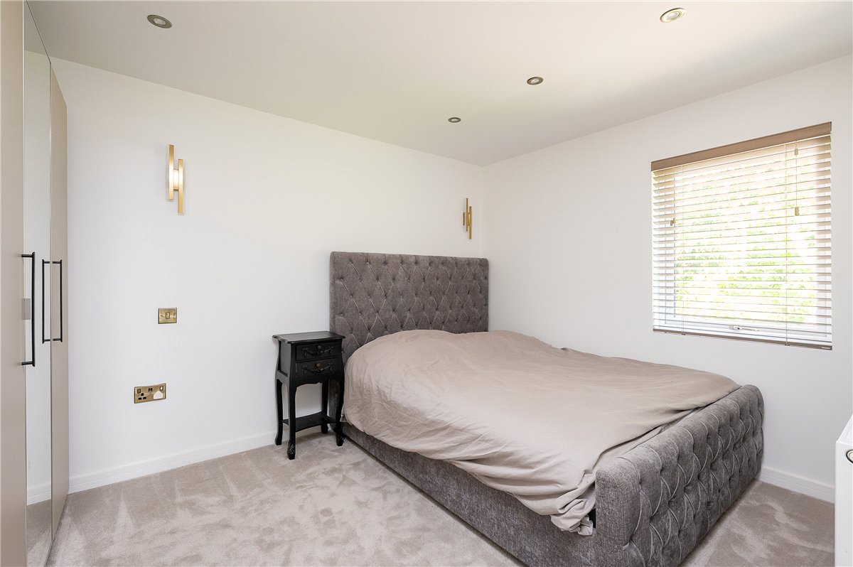 4 bedroom Bungalow, Heather Vale, Scarcroft, LS14 - Available, Image 9