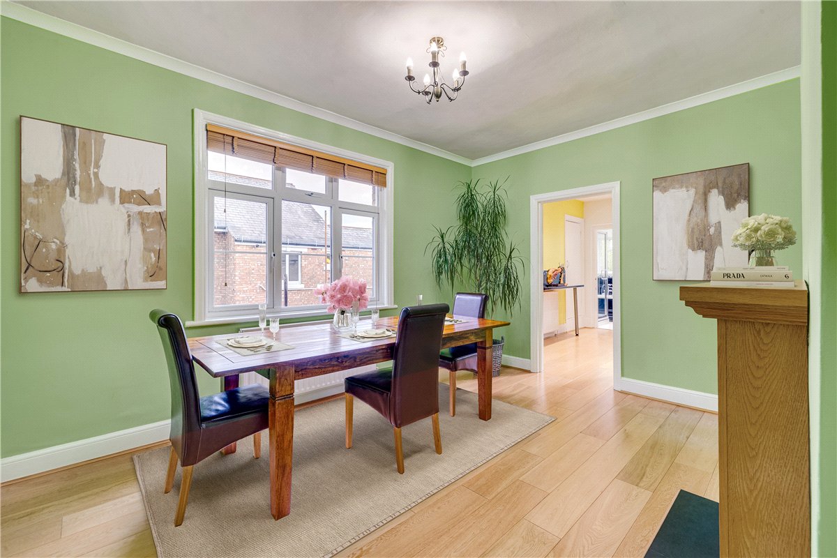 4 bedroom Maisonette, Strickland Row, Earlsfield, SW18 - Available, Image 1