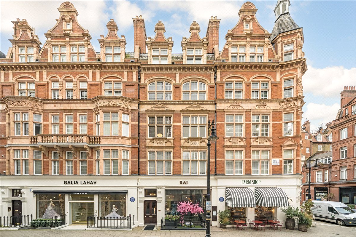 2 bedroom Flat, South Audley Street, London, W1K - Available, Image 1