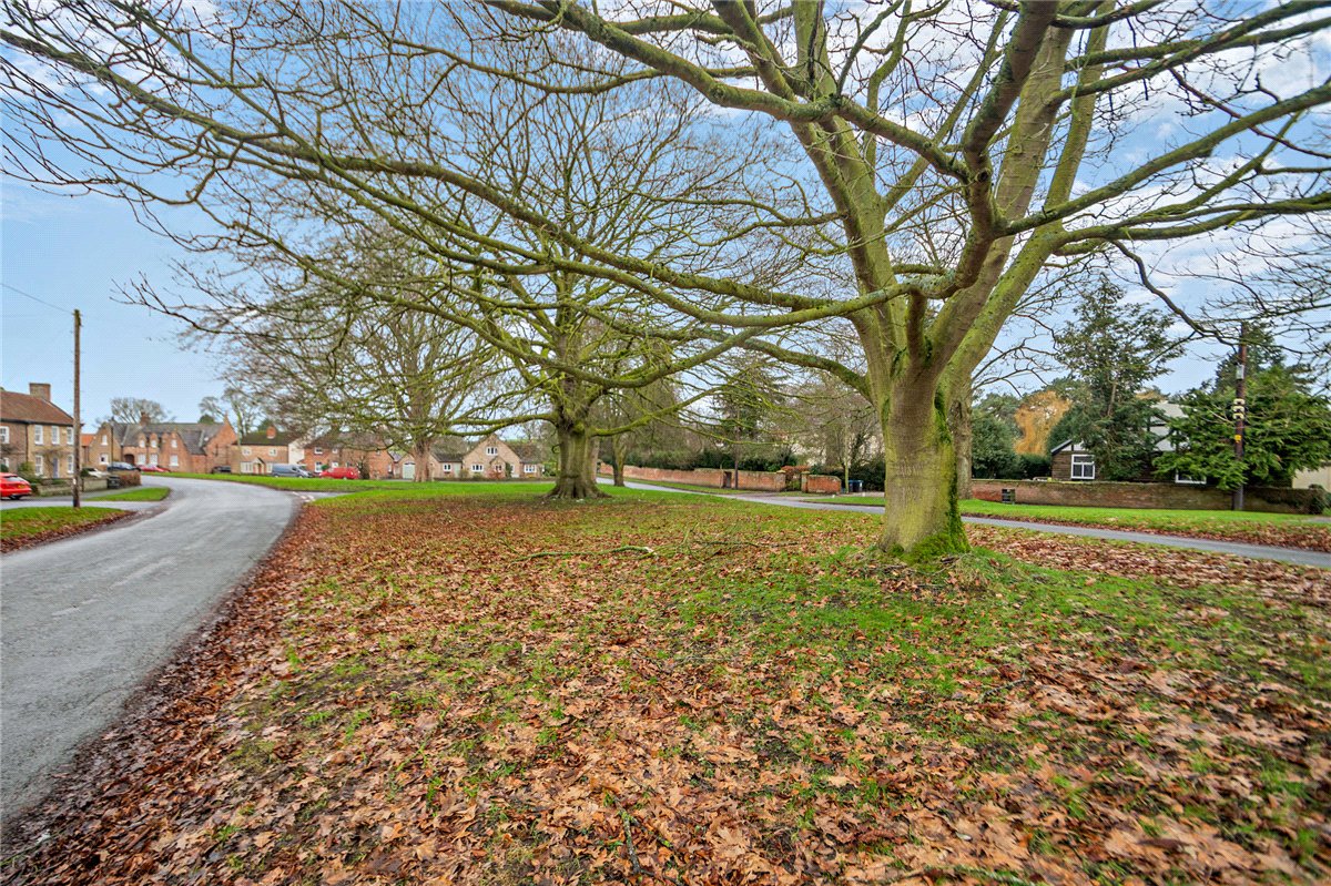 4 bedroom House, The Green, Kirklington, DL8 - Available, Image 5