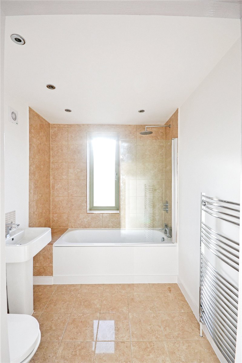 2 bedroom Flat, Coleridge Road, Cambridge, CB1 - Let Agreed, Image 7