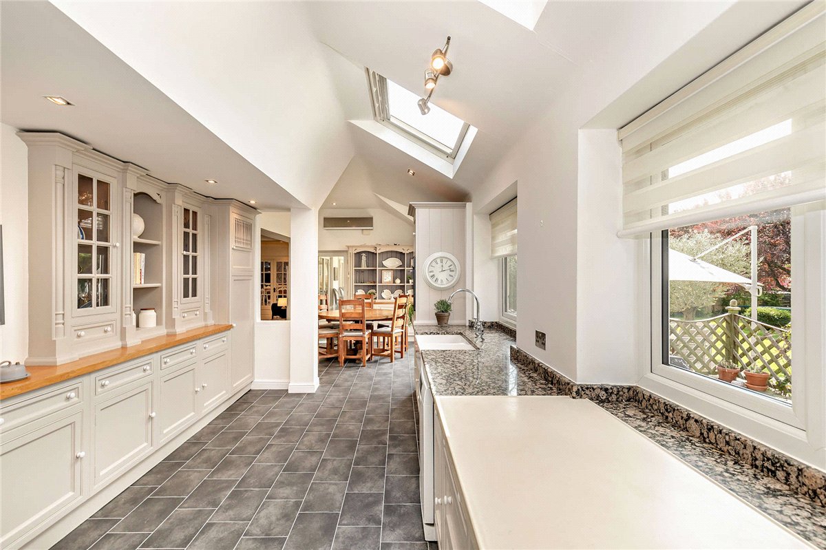 4 bedroom House, Manor Garth, Ledsham, LS25 - Available, Image 5