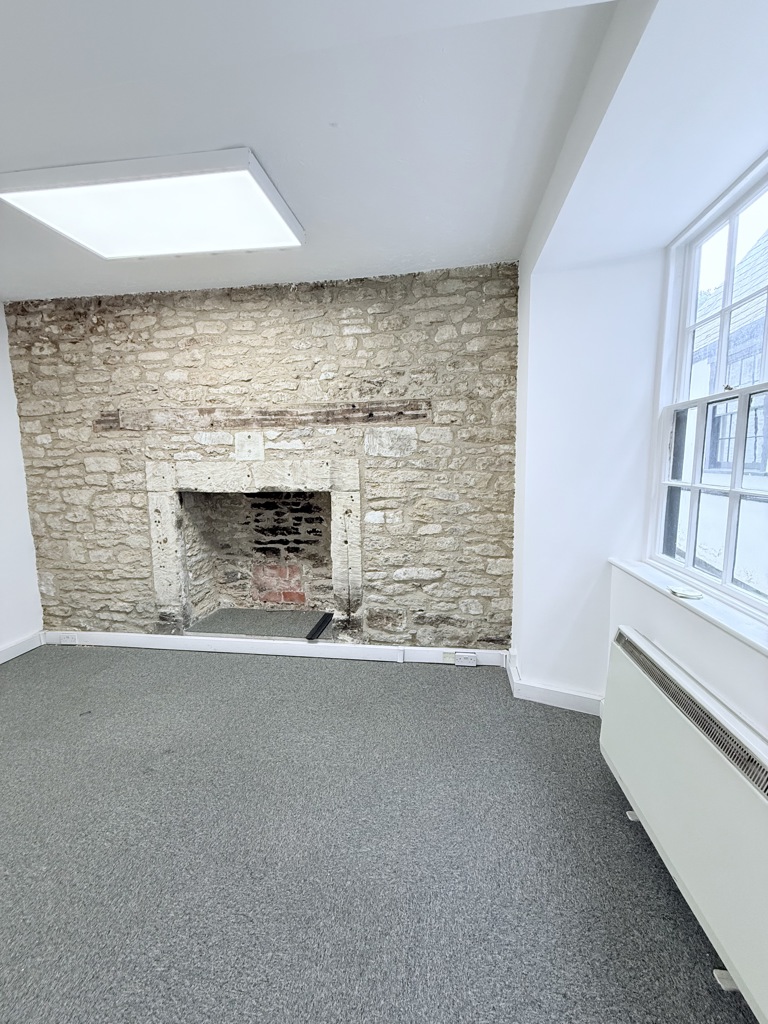 1159 Sq Ft, 63 Fore Street, Trowbridge, BA14 - Available, Image 1