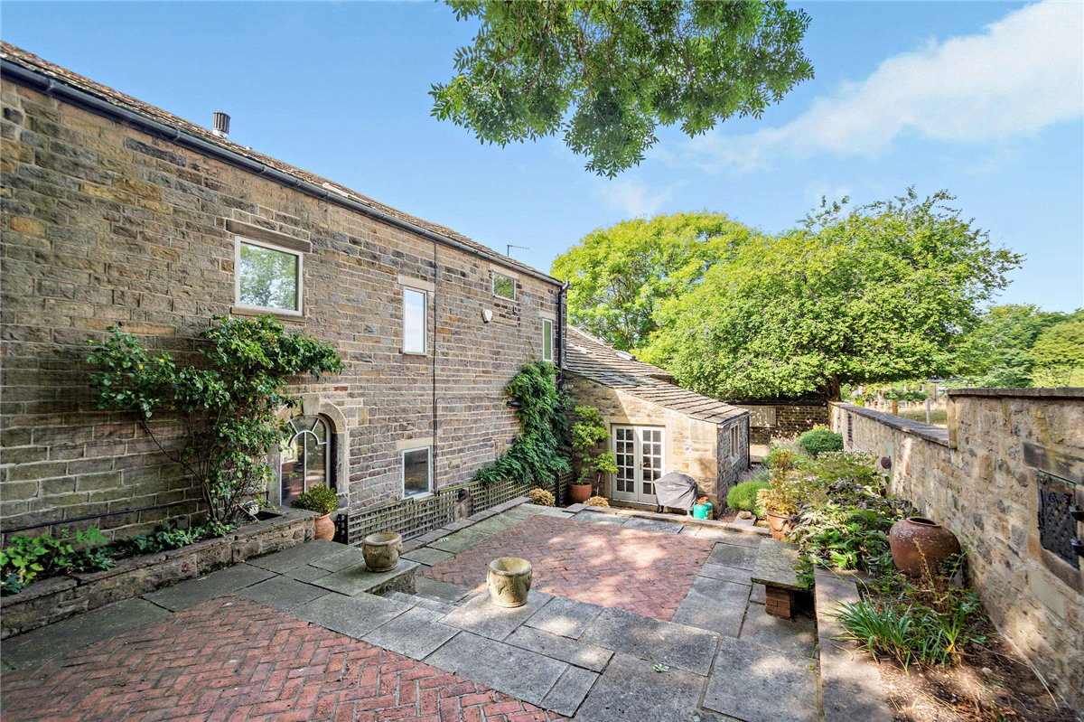 6 bedroom House, Micklethwaite Lane, Bingley, BD16 - Available, Image 21