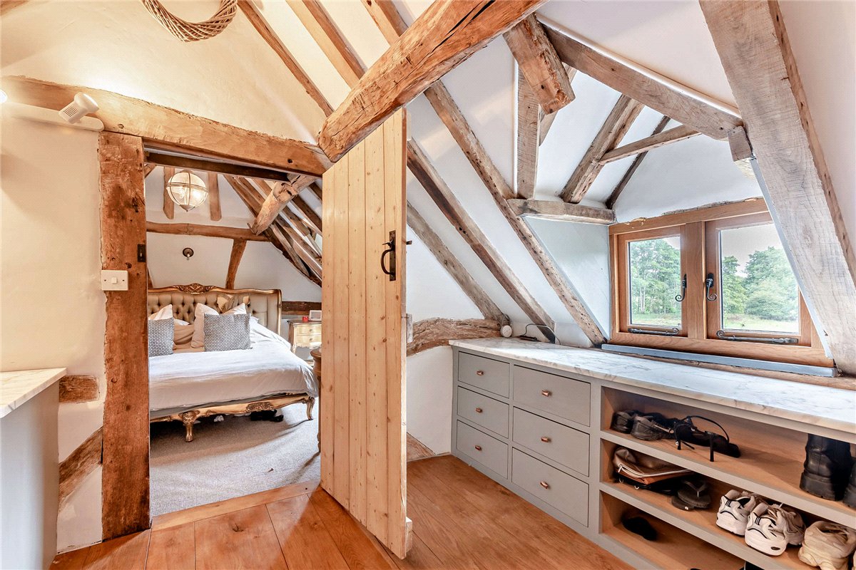 4 bedroom House, Ashford Hill Road, Headley, RG19 - Available, Image 2