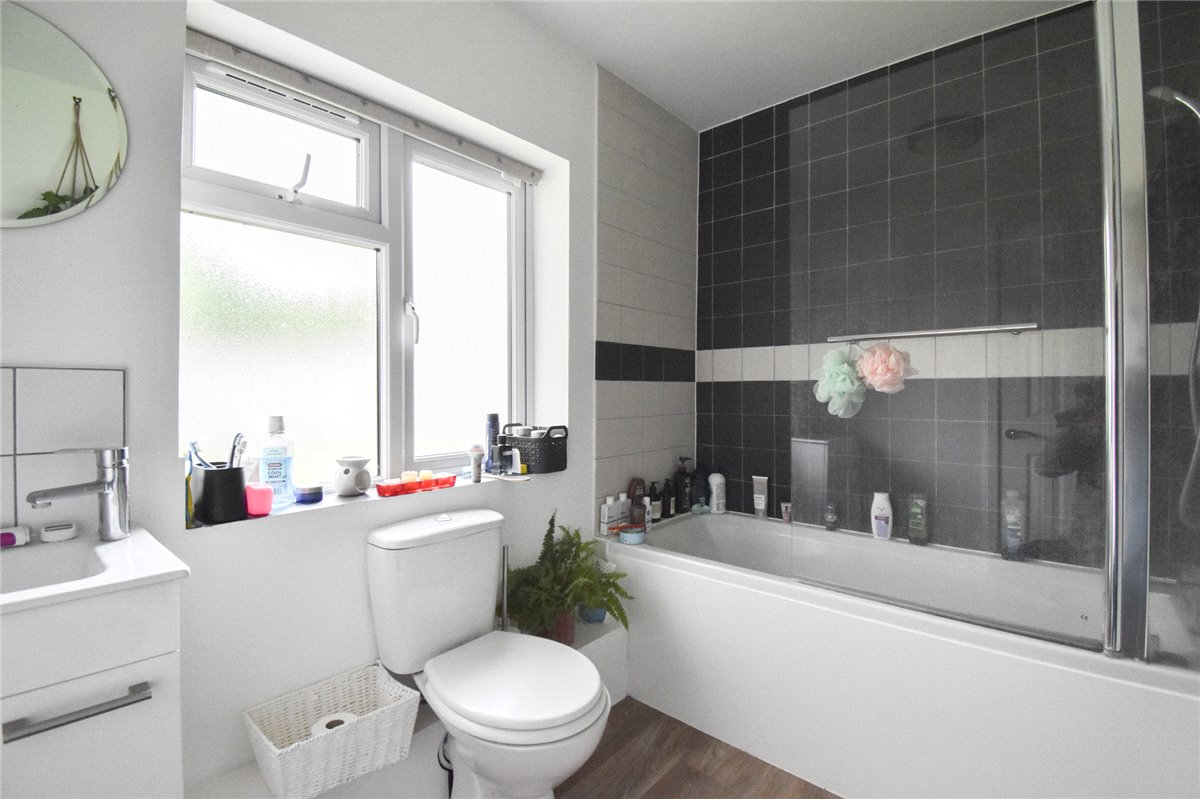 2 bedroom Bungalow, Station Road, Impington, CB24 - Available, Image 4