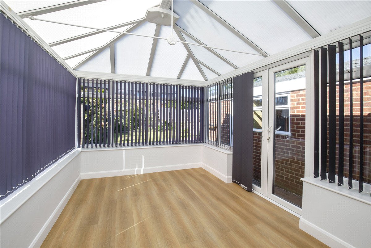 3 bedroom House, Highlands Avenue, Strensall, YO32 - Available, Image 9
