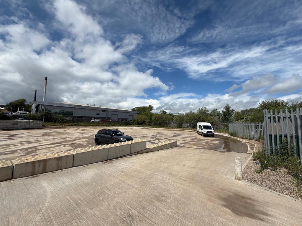 29818 Sq Ft, Windsor Place, Harlow, CM20 - Available, Image 2