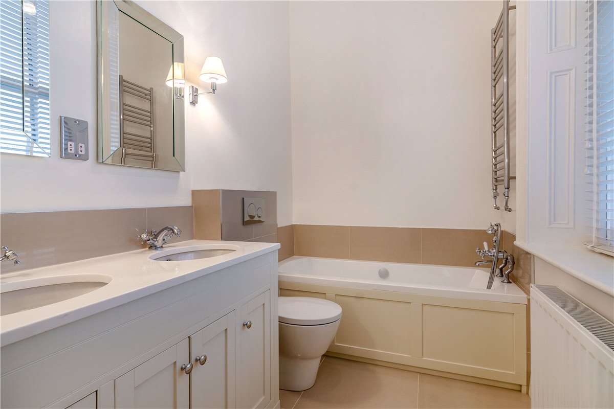 2 bedroom Flat, Flat 2, Harlow Grange, Otley Road, HG3 - Sold, Image 6