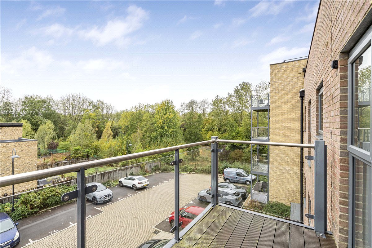 2 bedroom Flat, Atlas Way, Oakgrove, MK10 - Available, Image 10
