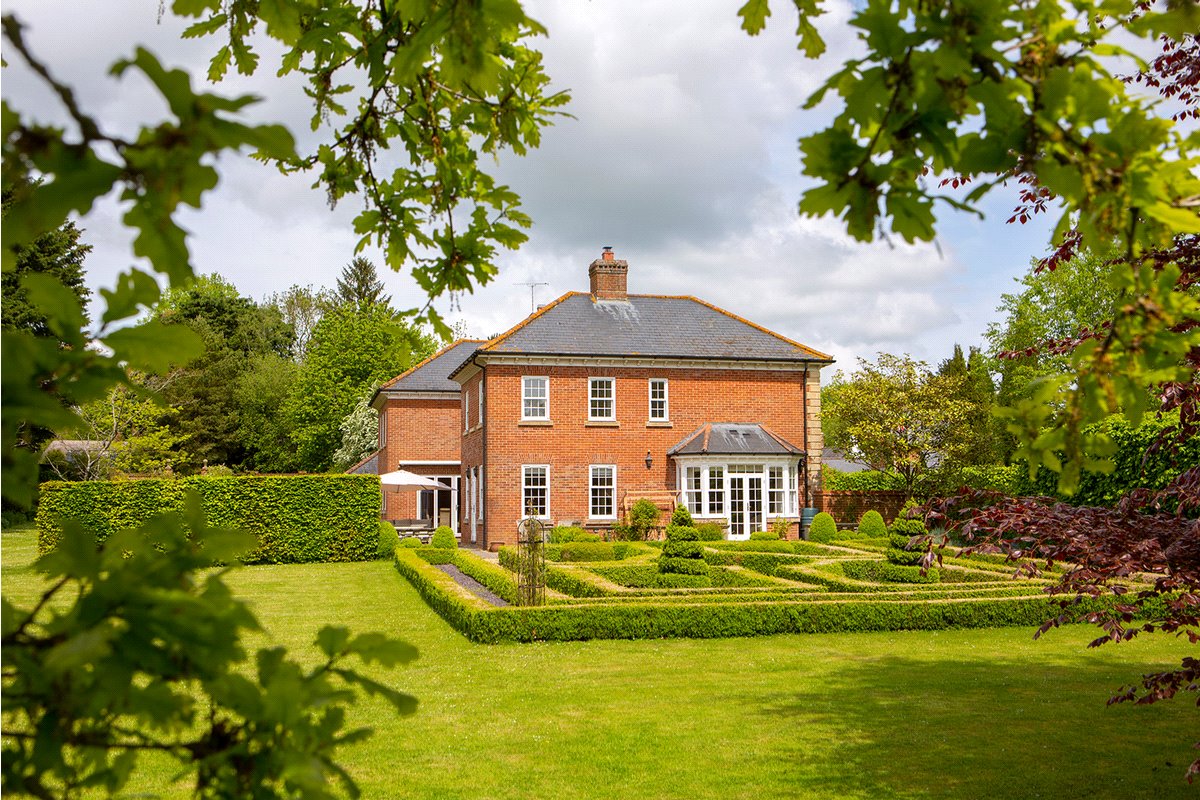 6 bedroom House, Milton Lilbourne, Pewsey, SN9 - Available, Image 2