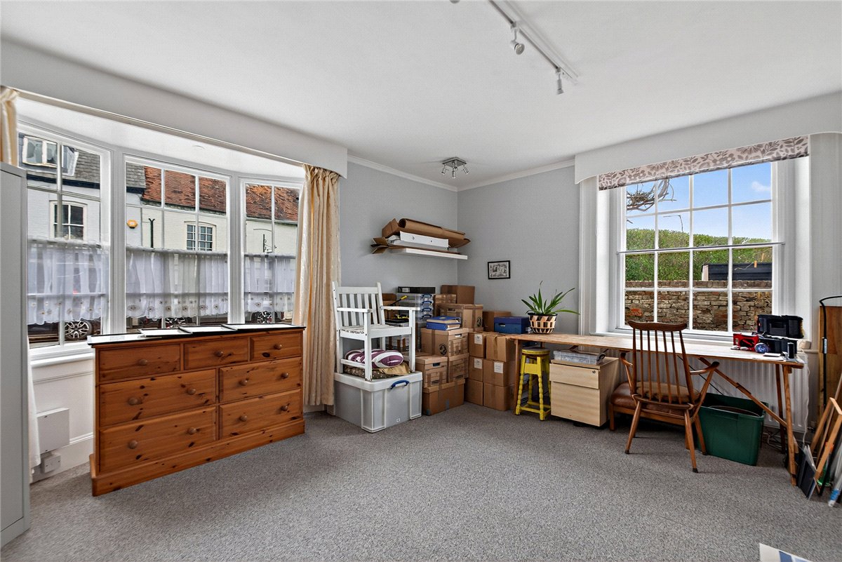 7 bedroom House, Bridge Street, Hungerford, RG17 - Available, Image 5