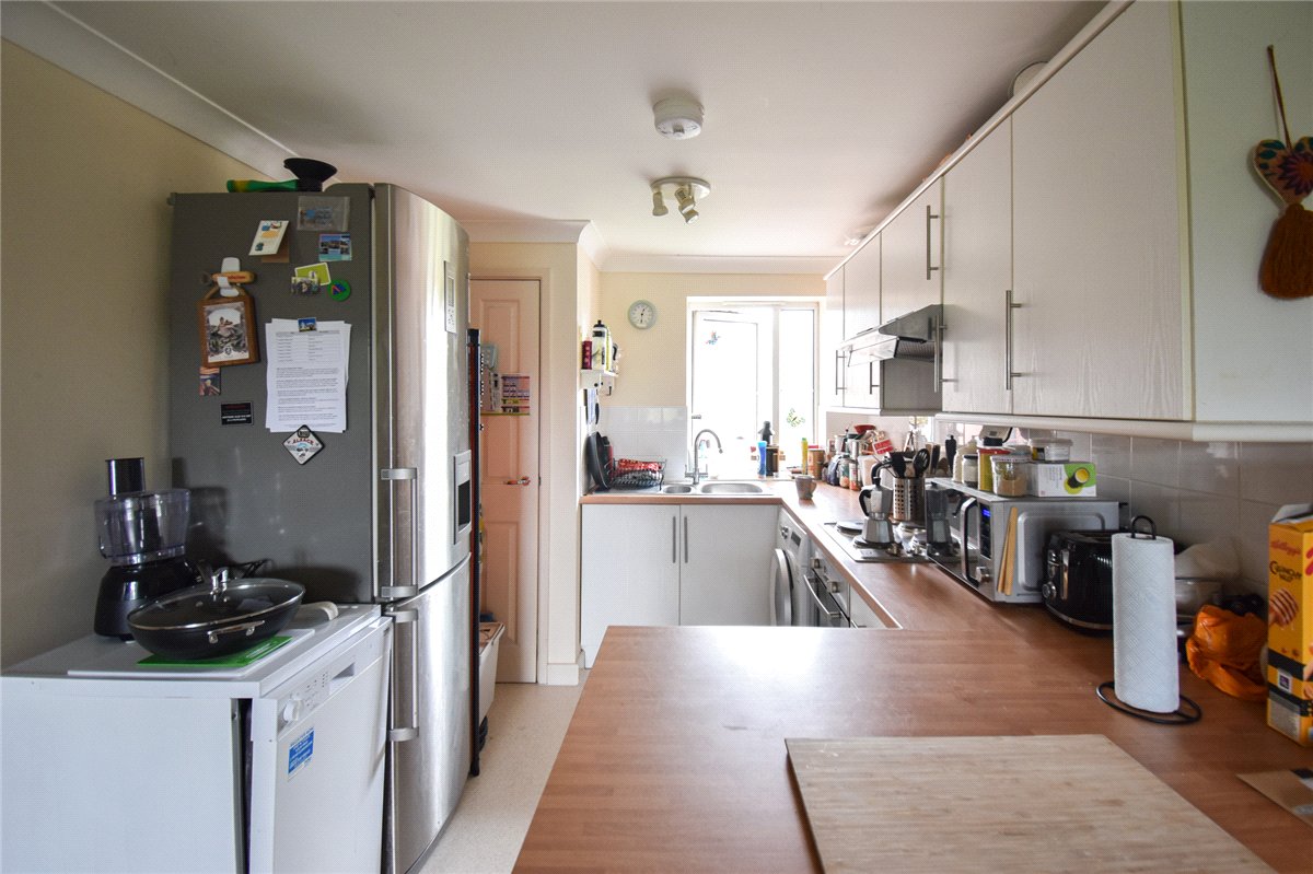 1 bedroom Flat, New Road, Harston, CB22 - , Image 2