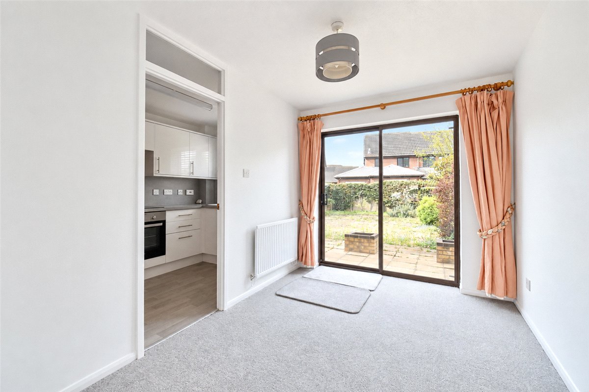 3 bedroom House, Martingale Close, Cambridge, CB4 - Sold STC, Image 2