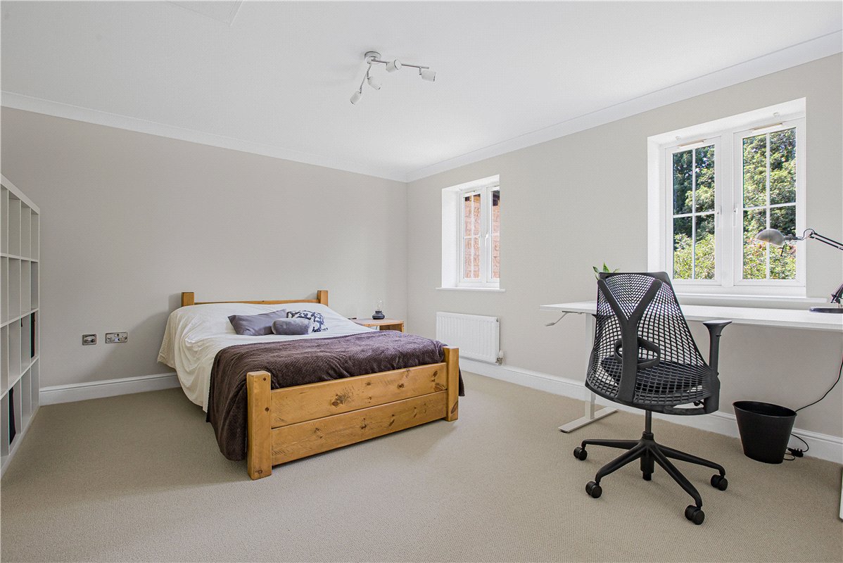 4 bedroom House, Simpsons Way, Kennington, OX1 - Available, Image 15
