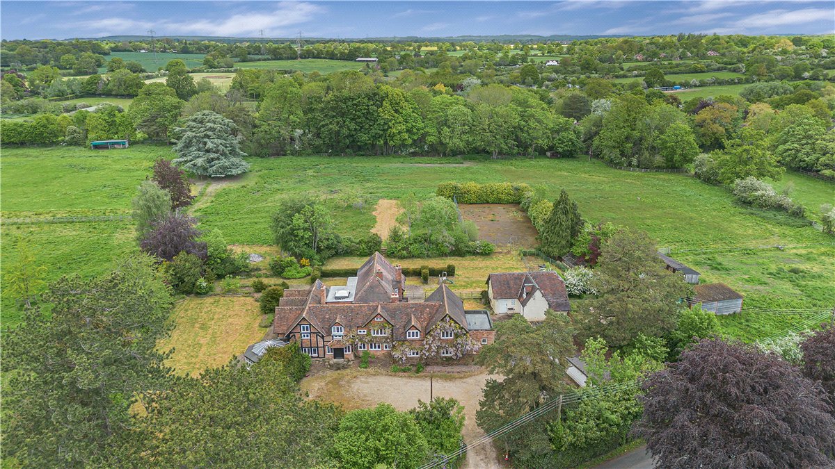 6 bedroom House, Truggist Lane, Berkswell, CV7 - Available, Image 39