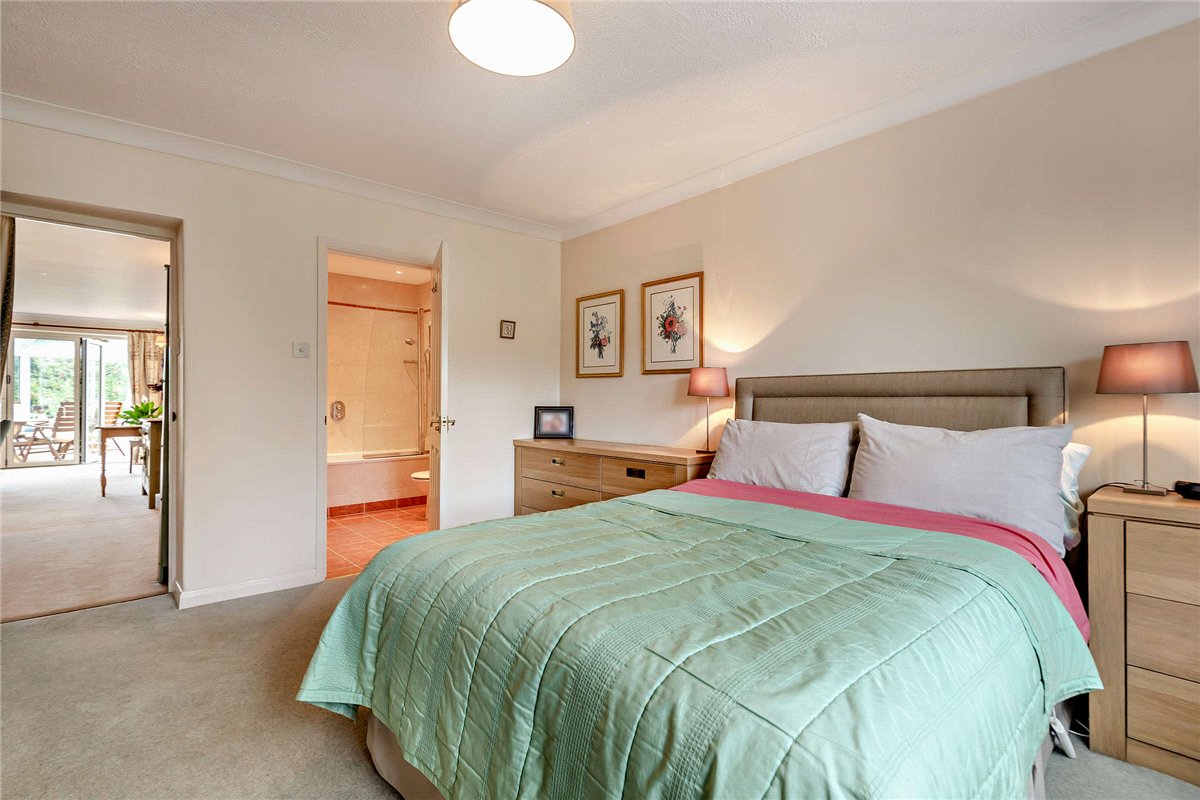 5 bedroom Bungalow, Long Grove, Upper Bucklebury, RG7 - Available, Image 3