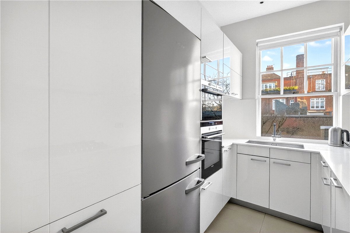 4 bedroom Flat, Wynnstay Gardens, Kensington, W8 - Available, Image 20