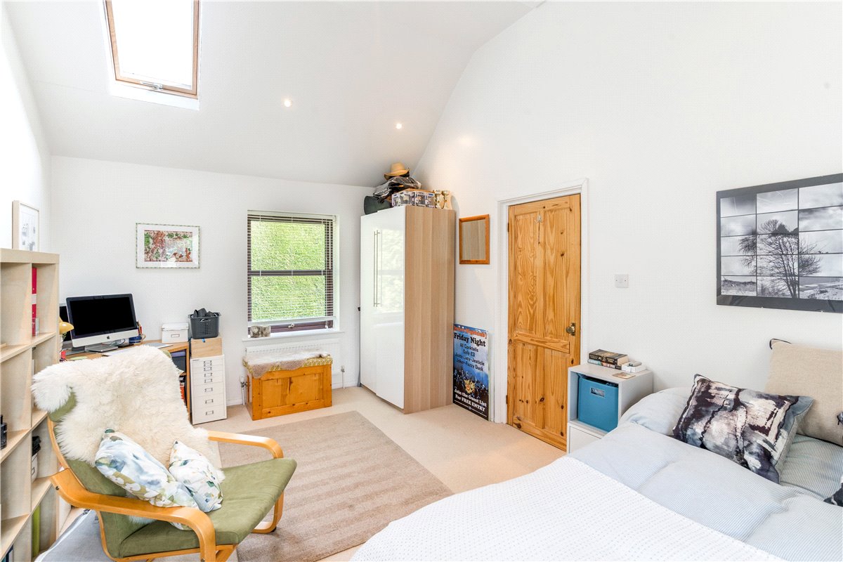 4 bedroom House, Hughes Close, Marlborough, SN8 - Available, Image 13