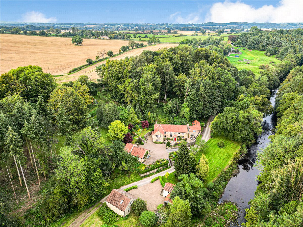 5 bedroom House, Milner Lane, Scotton, HG5 - Sold