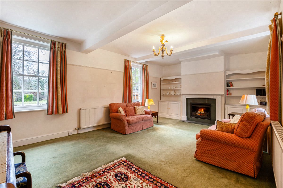 6 bedroom House, Farm Lane, Aldbourne, SN8 - Available, Image 3
