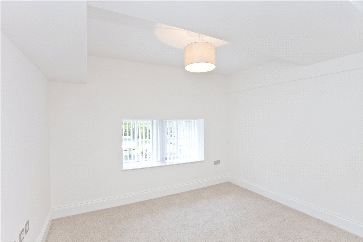 2 bedroom Flat, The Residence, Bishopthorpe, YO23 - , Image 3