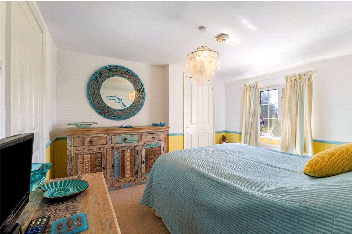 4 bedroom House, Pall Mall, Burbage, SN8 - Available, Image 14