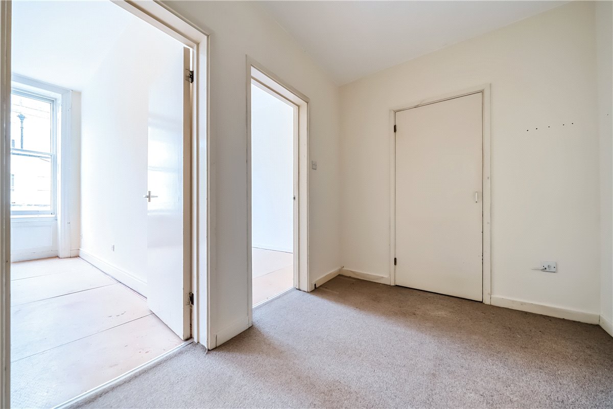 2 bedroom Flat, Henrietta Street, Bath, BA2 - Sold, Image 9
