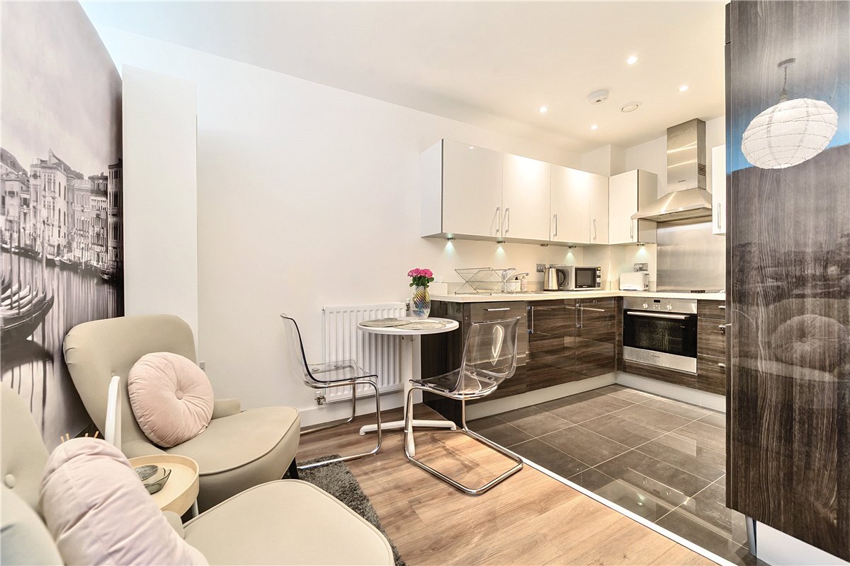1 bedroom Flat, Victoria Bridge Road, Bath, BA2 - , Image 11