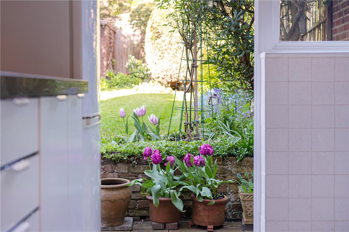 3 bedroom House, Tilehurst Road, London, SW18 - Sold, Image 1